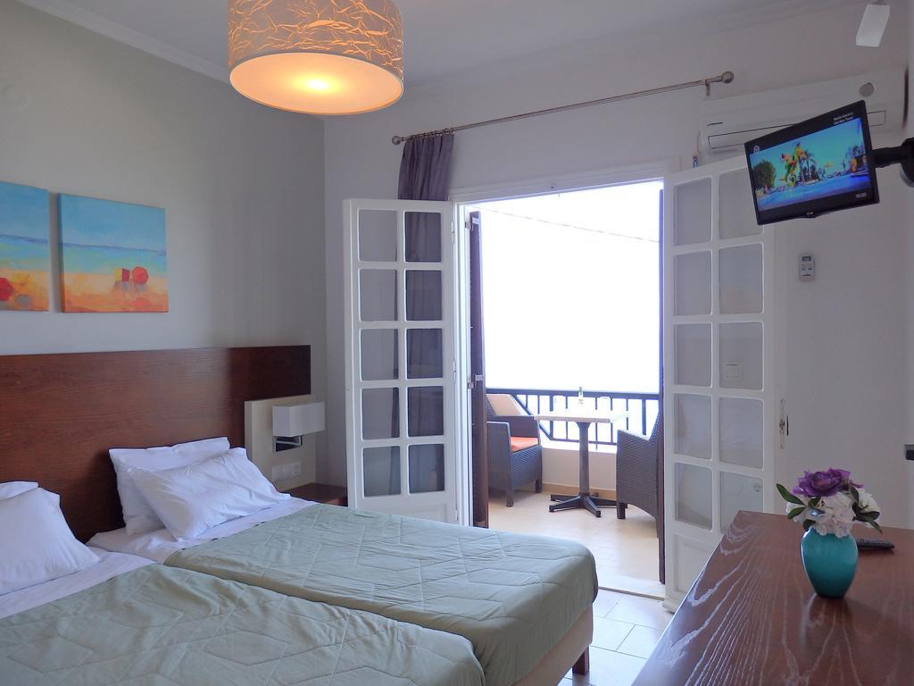 Dandidis Seaside Pension Agios Gordios (Corfu) Quarto foto